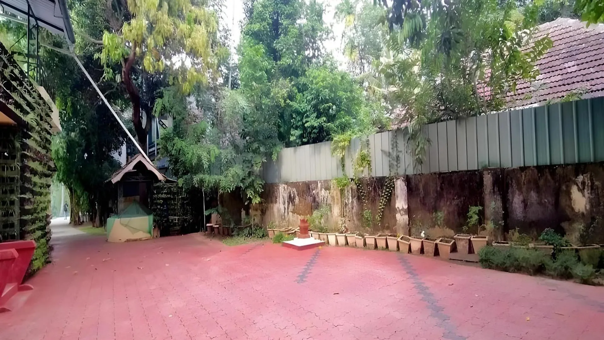 **** Hotel Lhasa Ayurveda And Wellness Resort - A Blusalzz Collection, Kochi, Kerala India